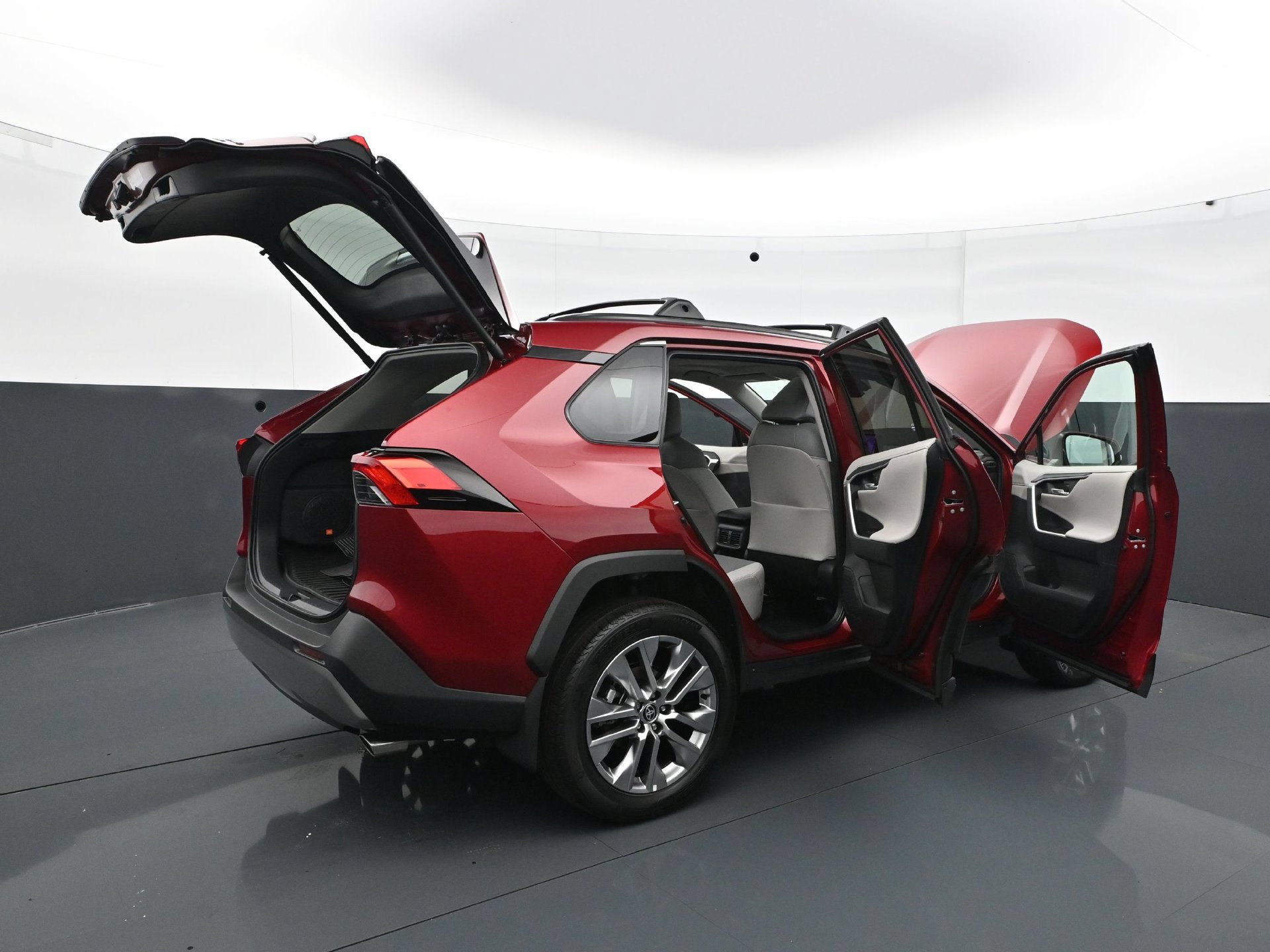 Used 2024 Toyota RAV4 Limited w/ Weather Package AWD/4WD image 34