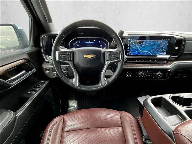 Used 2023 Chevrolet Silverado 1500 LT image 7