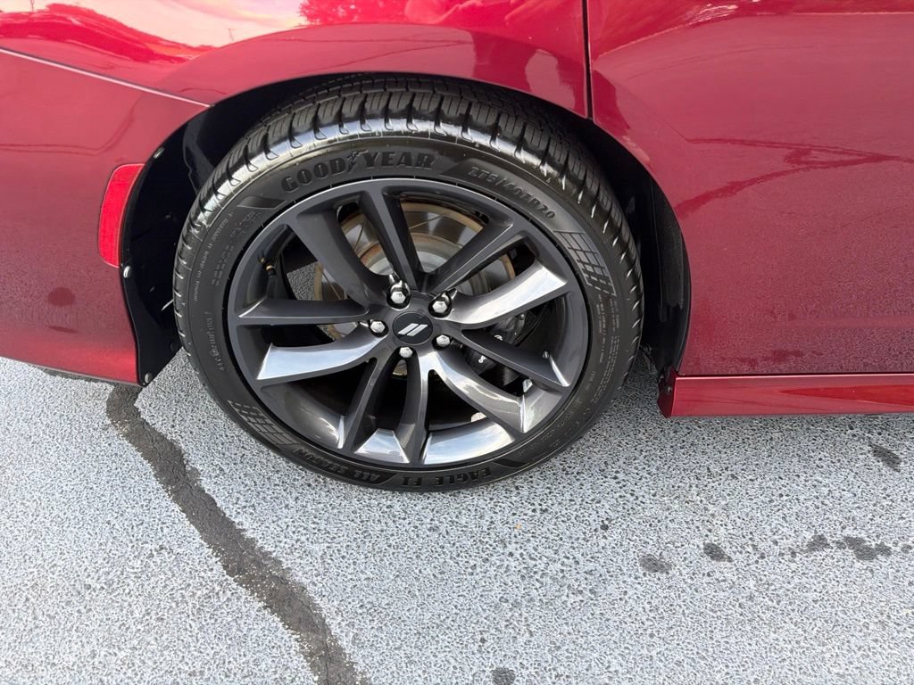 Used 2019 Dodge Charger R/T w/ Plus Group RWD image 19