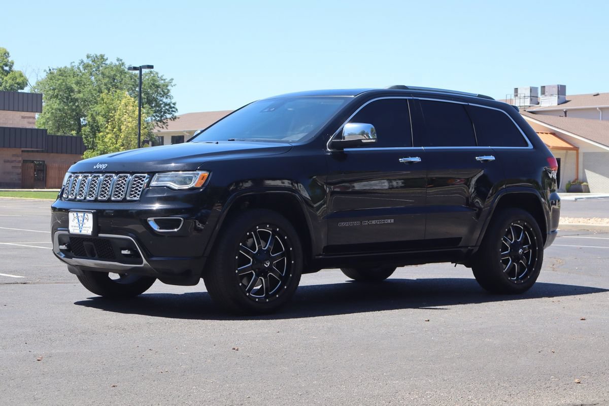 Used 2018 Jeep Grand Cherokee Overland AWD/4WD image 11