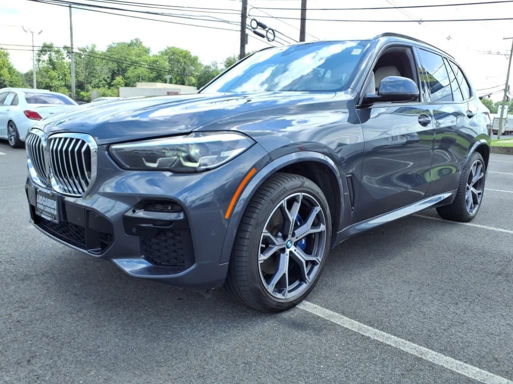 Used 2022 BMW X5 xDrive40i w/ Premium Enhanced Package AWD/4WD image 5