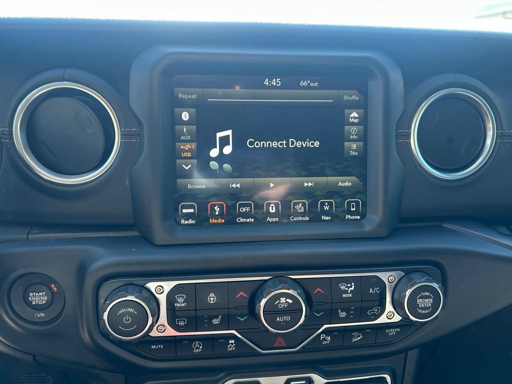Used 2019 Jeep Wrangler Unlimited Sahara AWD/4WD image 23