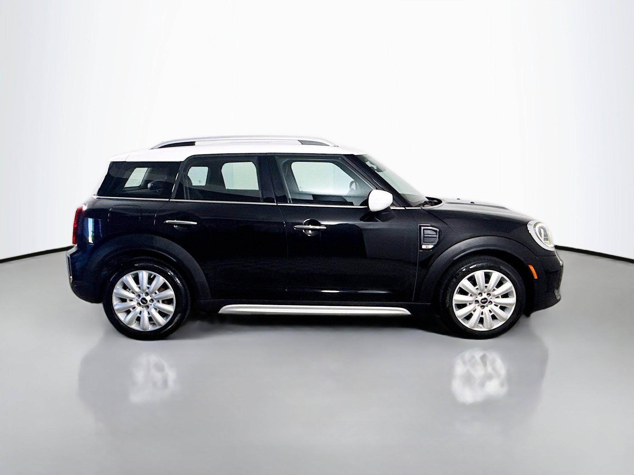 Used 2022 MINI Cooper Countryman FWD image 11