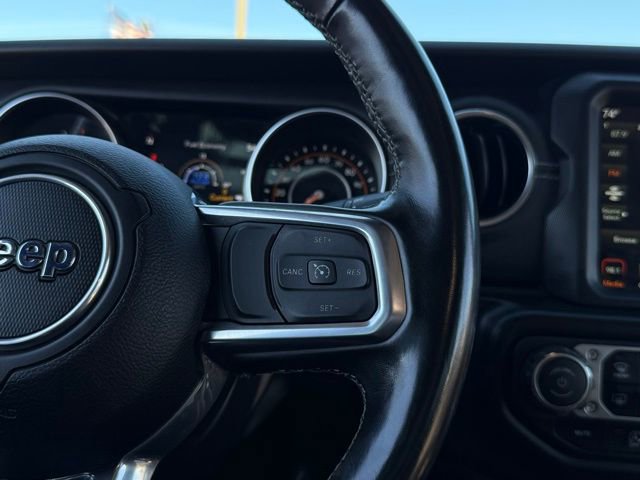 Used 2022 Jeep Gladiator Overland w/ Popular Equipment Package image 9