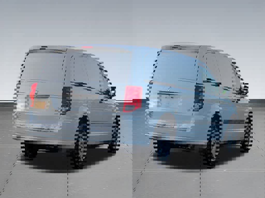 Used 2013 RAM C/V Tradesman image 6