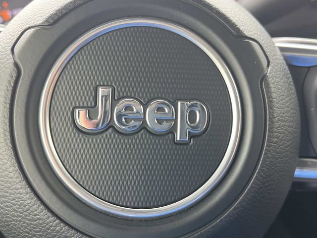 Used 2021 Jeep Gladiator Overland w/ Popular Equipment Package AWD/4WD image 36