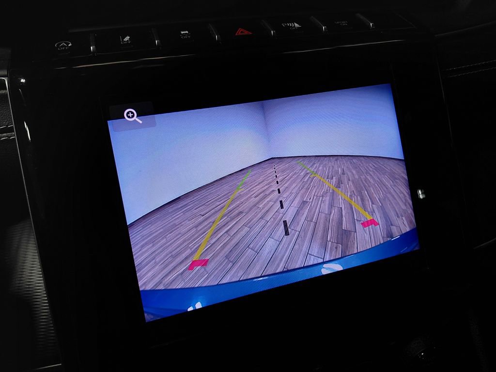 Used 2024 Jeep Grand Cherokee L Laredo AWD/4WD image 20