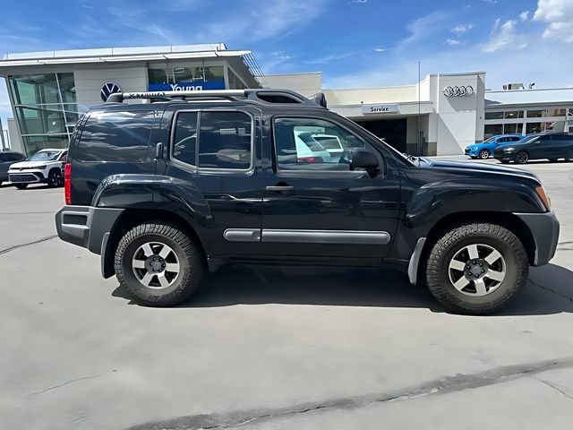 Used 2011 Nissan Xterra PRO-4X AWD/4WD image 2