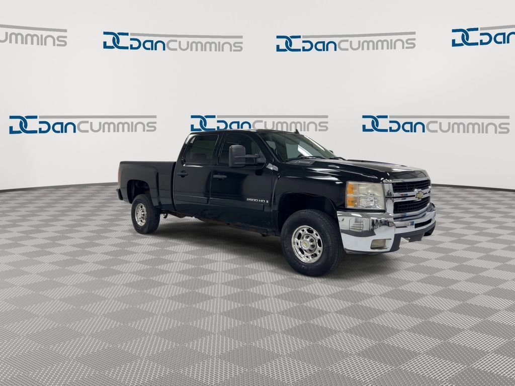 Used 2007 Chevrolet Silverado 2500 LT w/ 2LT Convenience Package image 2