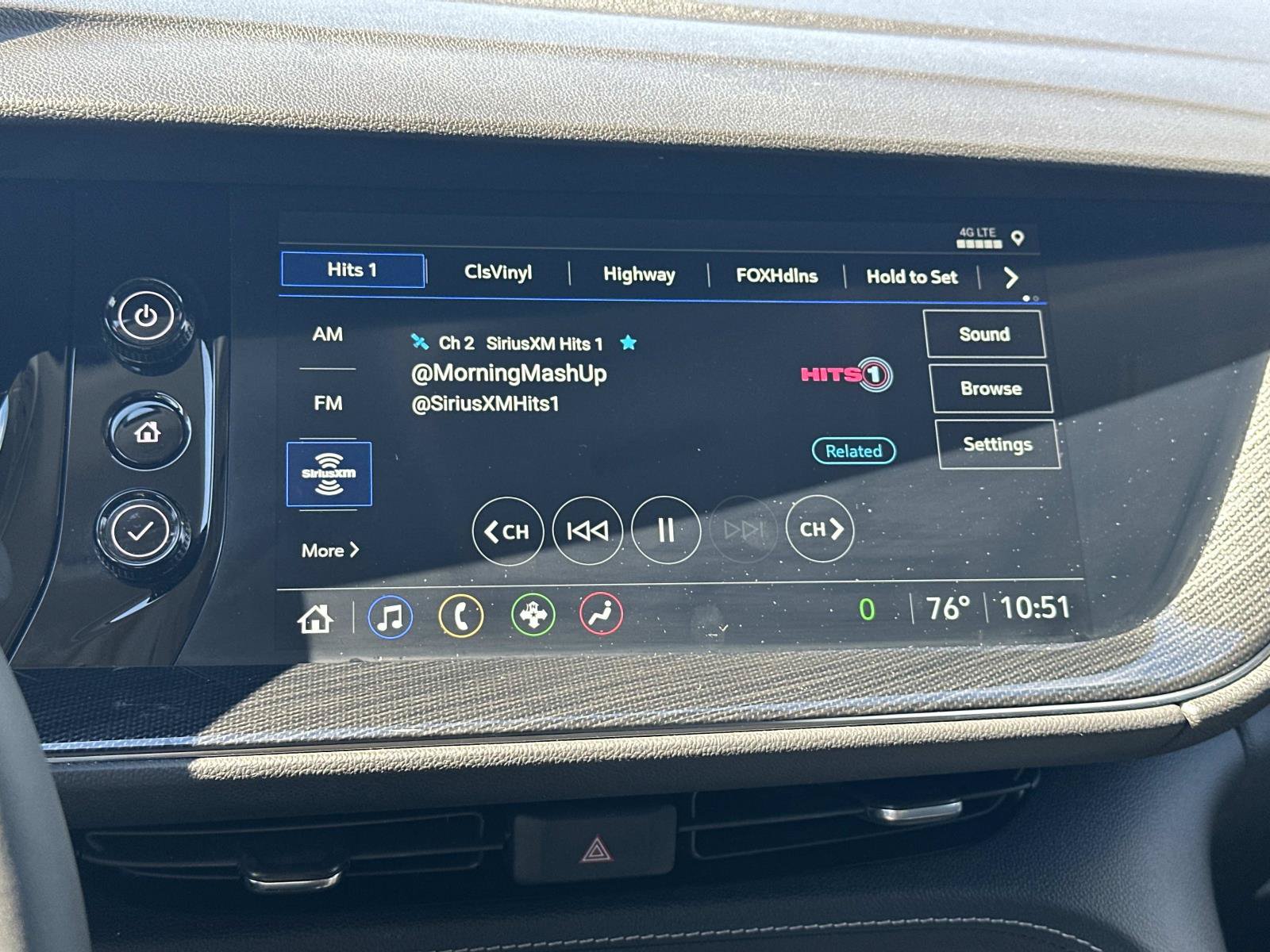 Certified 2023 Buick Envision Essence AWD/4WD image 28