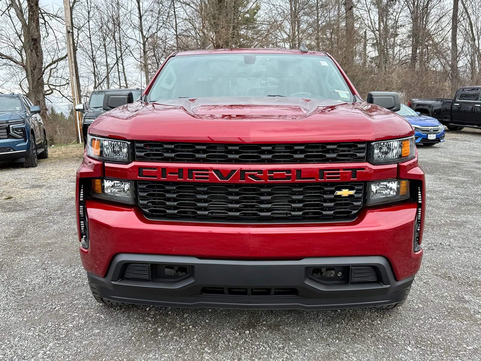 Used 2022 Chevrolet Silverado 1500 Custom image 2