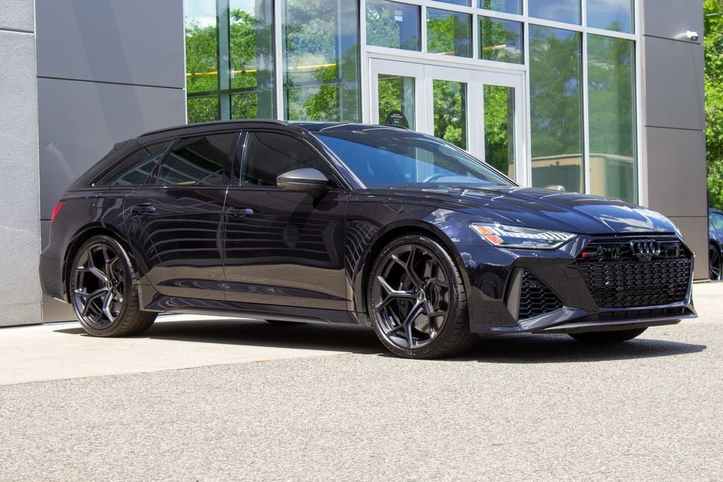 Used 2025 Audi RS 6 performance AWD/4WD image 3