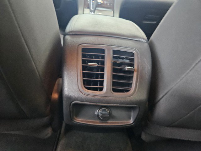 Used 2014 Ford Taurus SEL w/ Equipment Group 201A FWD image 20