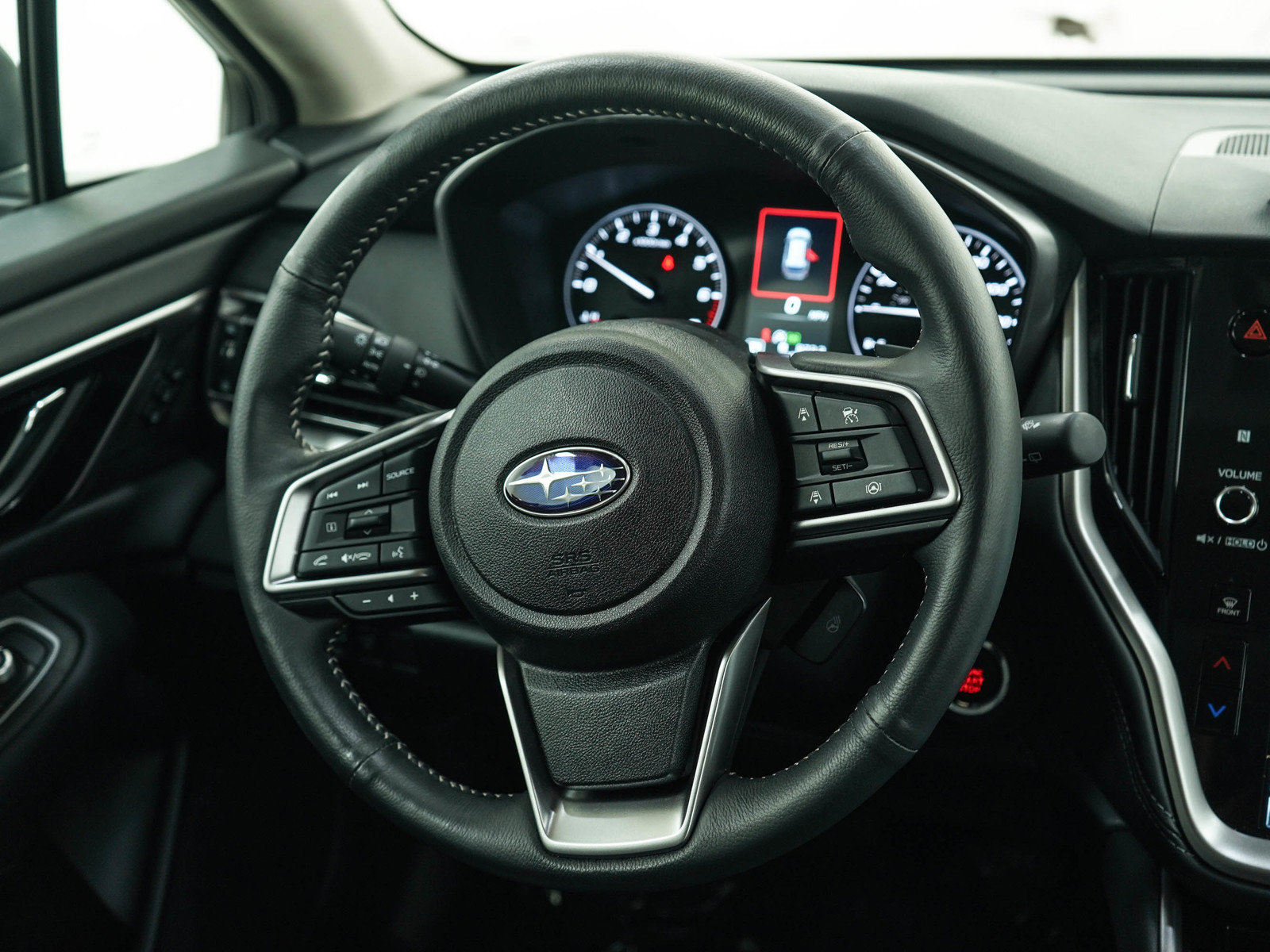 Used 2025 Subaru Outback Limited AWD/4WD image 13