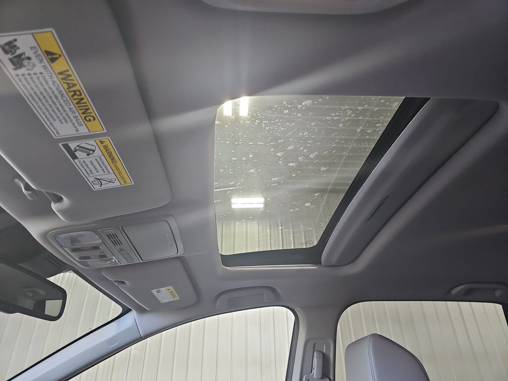 Used 2022 Honda CR-V Touring image 31