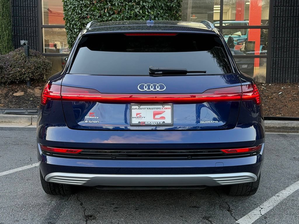 Used 2022 Audi e-tron Premium AWD/4WD image 14