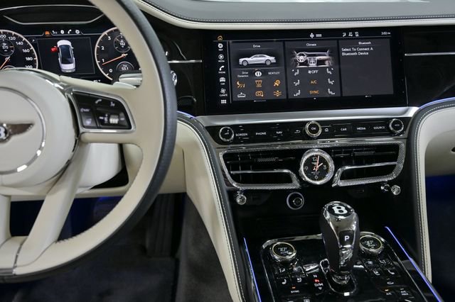 Used 2024 Bentley Flying Spur V8 image 56
