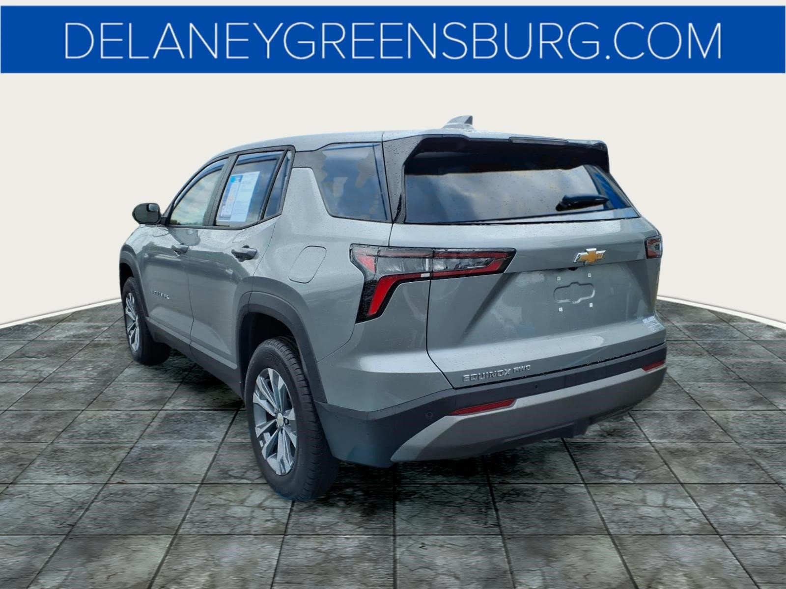 Used 2026 Chevrolet Equinox LT AWD/4WD image 5