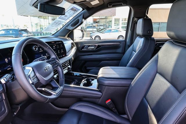 Used 2025 Chevrolet Suburban Z71 AWD/4WD image 20