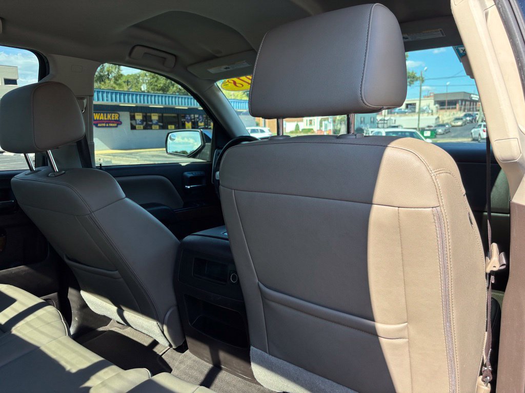 Used 2018 GMC Sierra 1500 SLT AWD/4WD image 32