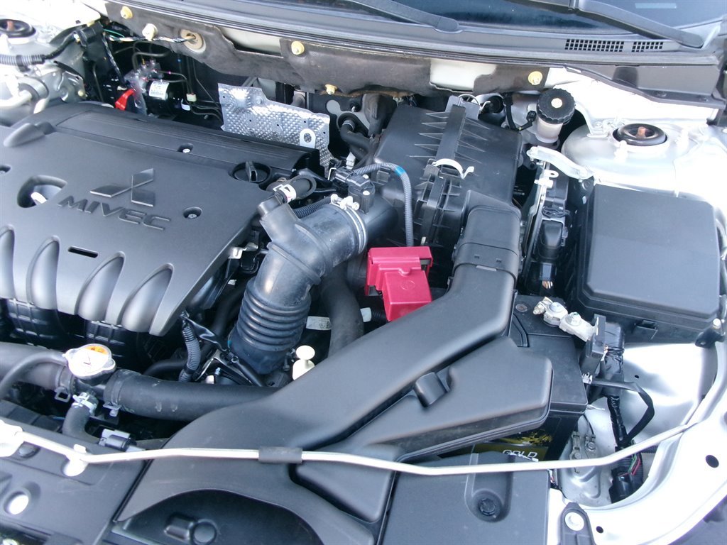 Used 2016 Mitsubishi Lancer ES image 44