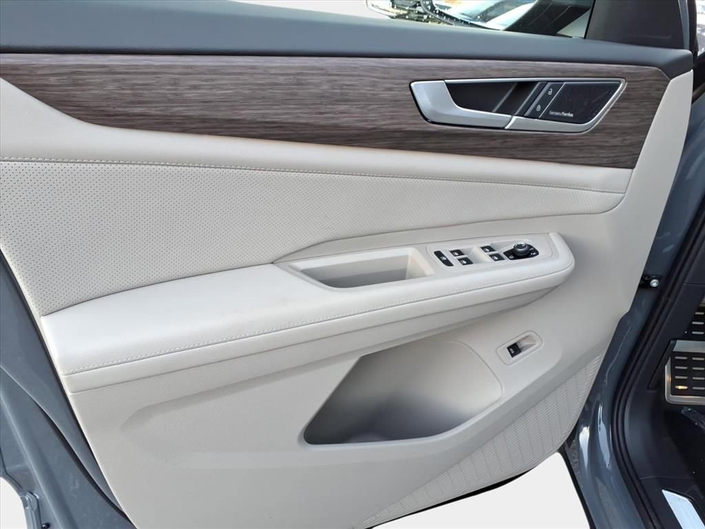 New 2026 Volkswagen Atlas SEL Premium R-Line image 7