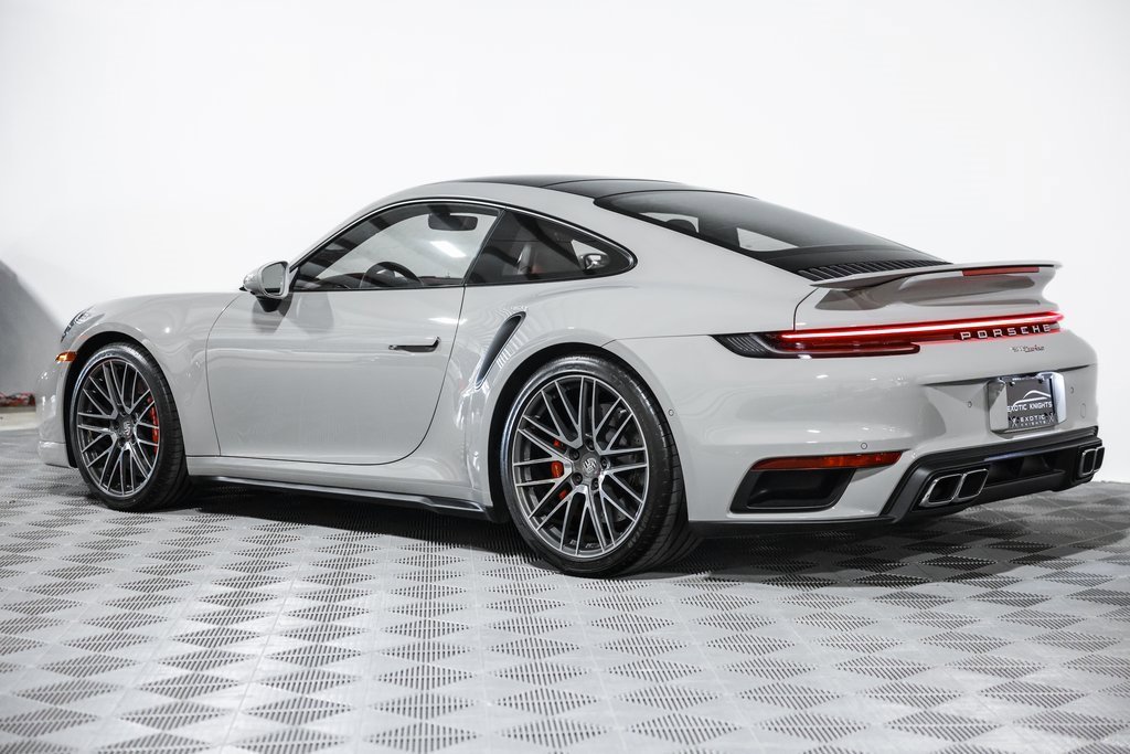 Used 2022 Porsche 911 Turbo image 15