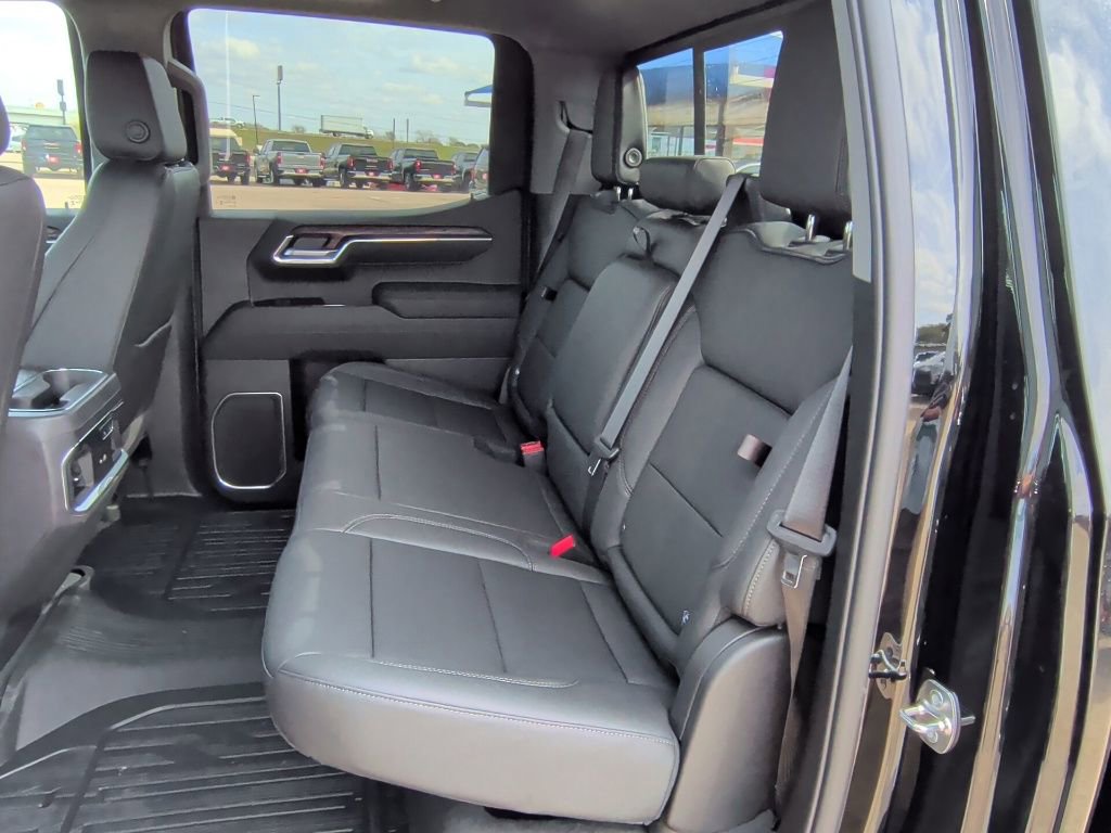 New 2026 GMC Sierra 1500 SLT image 38