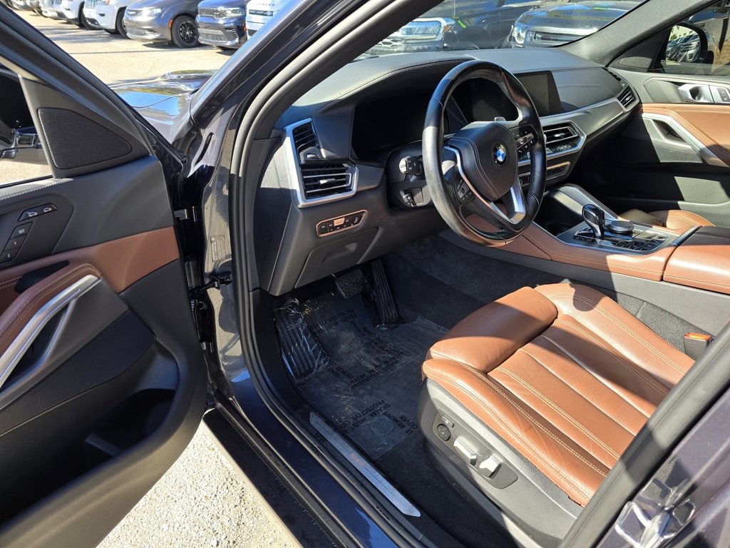 Used 2021 BMW X6 sDrive40i w/ Convenience Package image 17