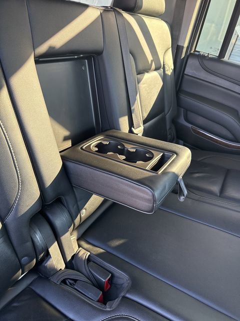 Used 2019 Chevrolet Suburban LT image 24