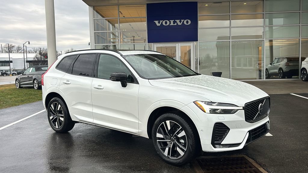 New 2026 Volvo XC60 B5 Plus w/ Protection Package Premier image 2