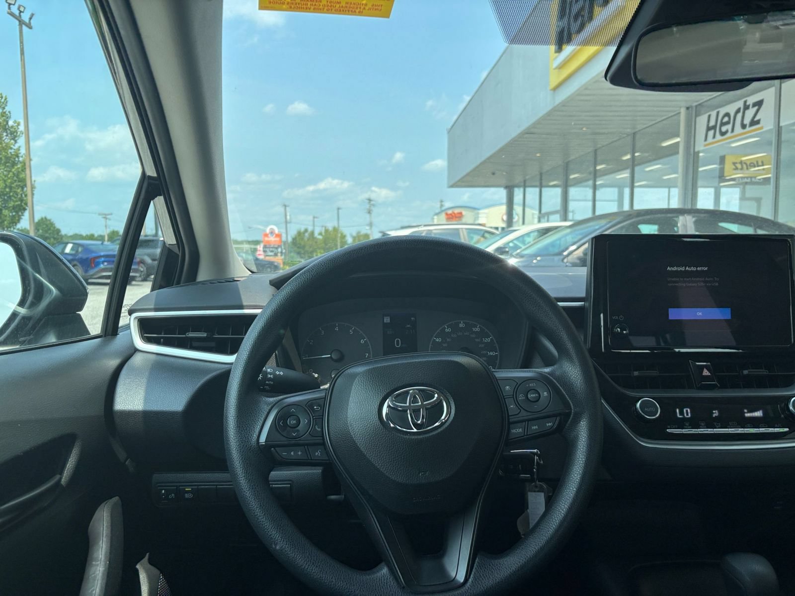 Used 2025 Toyota Corolla LE FWD image 32