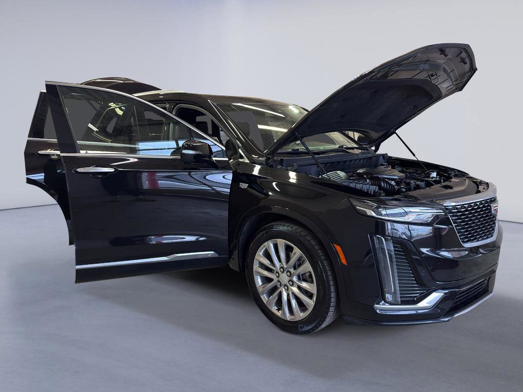 Used 2022 Cadillac XT6 Premium Luxury image 7