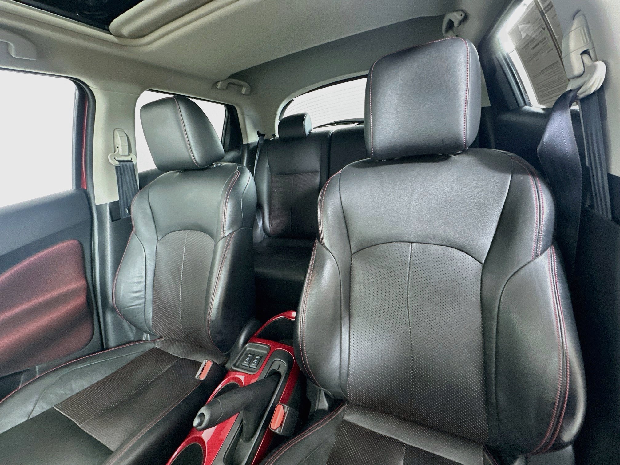 Used 2011 Nissan Juke SL FWD image 20