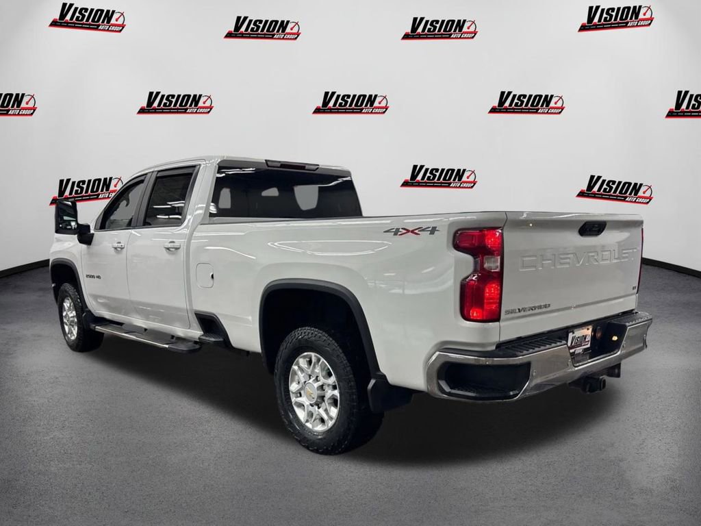 Used 2021 Chevrolet Silverado 2500 LT w/ All Star Edition AWD/4WD image 7
