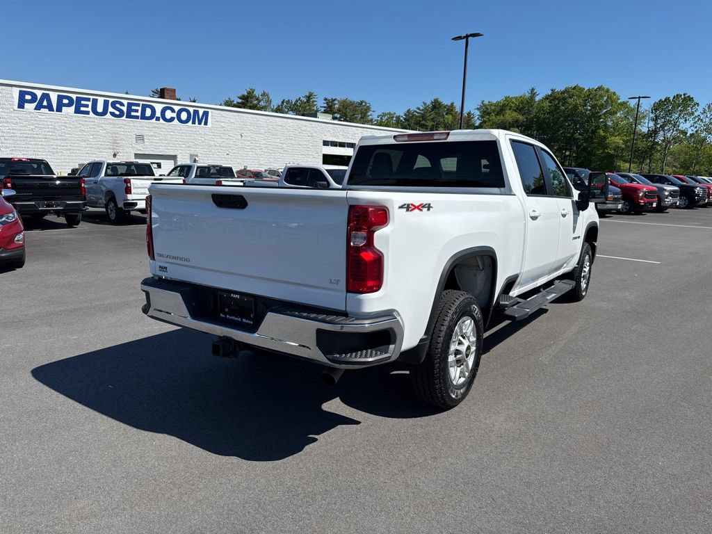 Used 2025 Chevrolet Silverado 2500 LT w/ Convenience Package AWD/4WD image 4