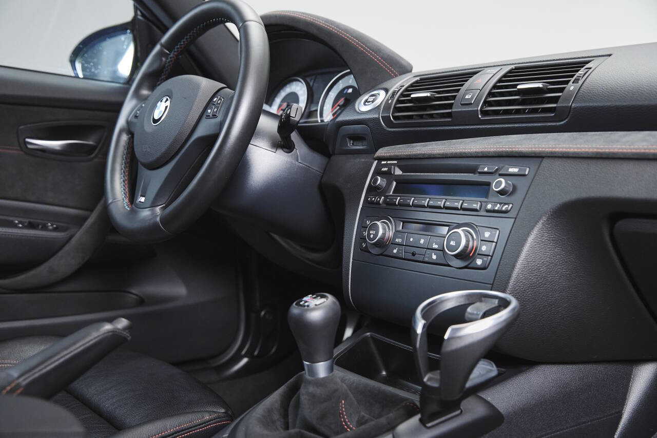 Used 2011 BMW 1 Series M image 45