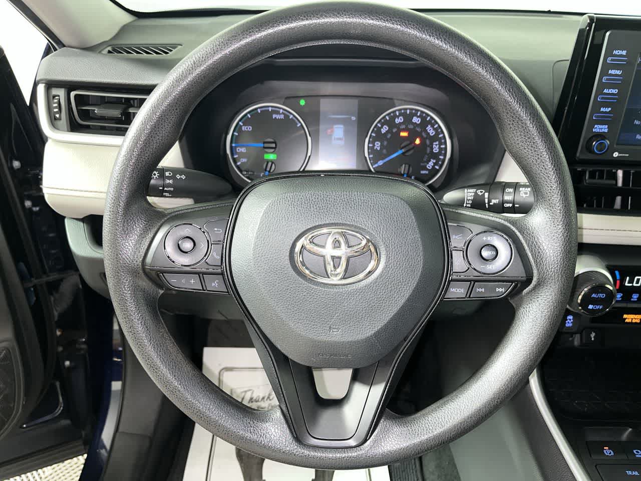 Used 2022 Toyota RAV4 XLE AWD/4WD image 16