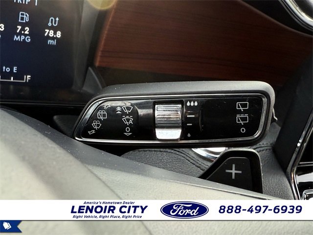 Used 2022 Lincoln Navigator L 2WD image 35