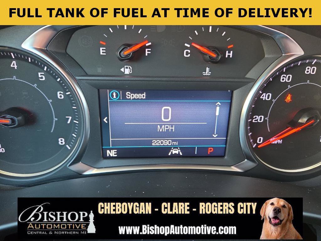 Used 2023 GMC Terrain SLE w/ Driver Convenience Package image 4