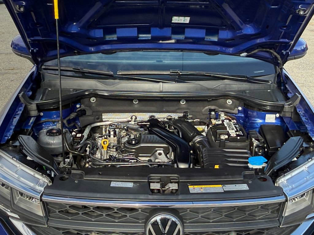 Used 2022 Volkswagen Taos SE w/ IQ.Drive SE Package image 25