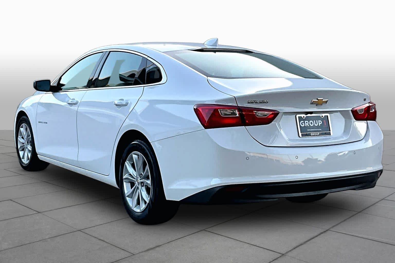 Used 2024 Chevrolet Malibu LT FWD image 12
