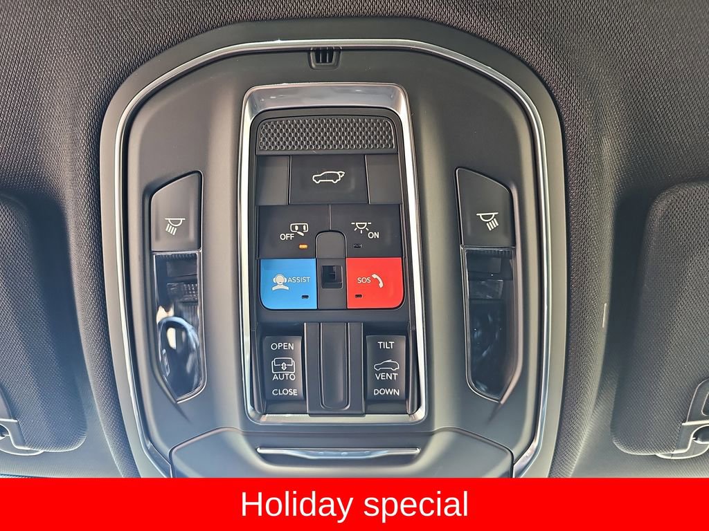 New 2025 Jeep Grand Cherokee Altitude image 31