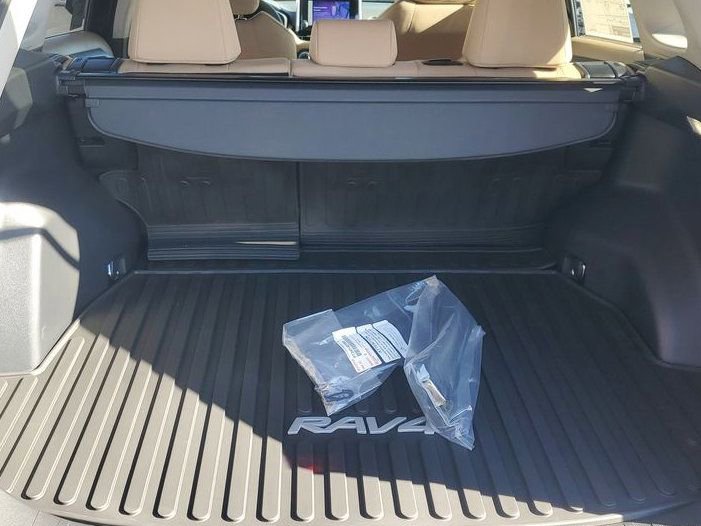 New 2025 Toyota RAV4 XLE image 30