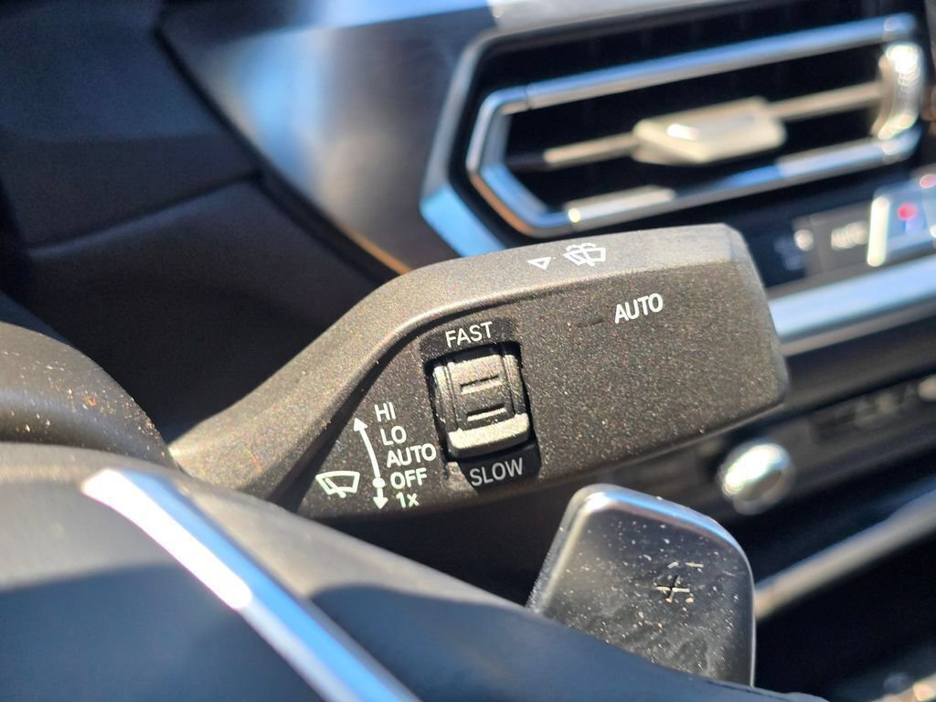 Used 2021 BMW 330e w/ Convenience Package RWD image 27
