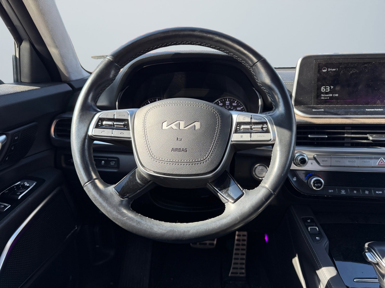 Used 2022 Kia Telluride SX w/ SX Prestige Package image 13