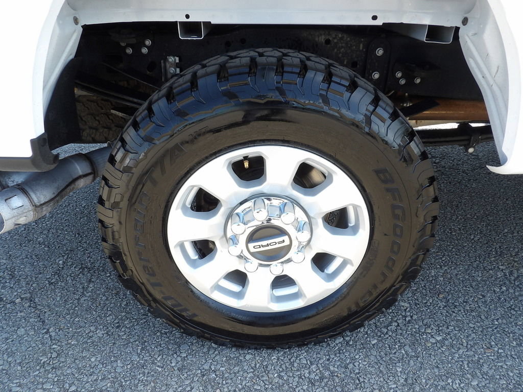 Used 2024 Ford F250 XLT w/ FX4 Off-Road Package AWD/4WD image 60
