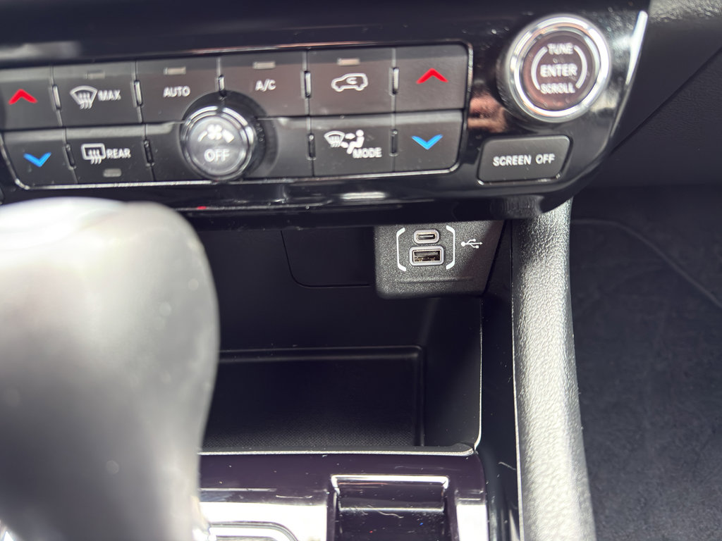 Used 2024 Jeep Compass Limited w/ Elite Group image 20