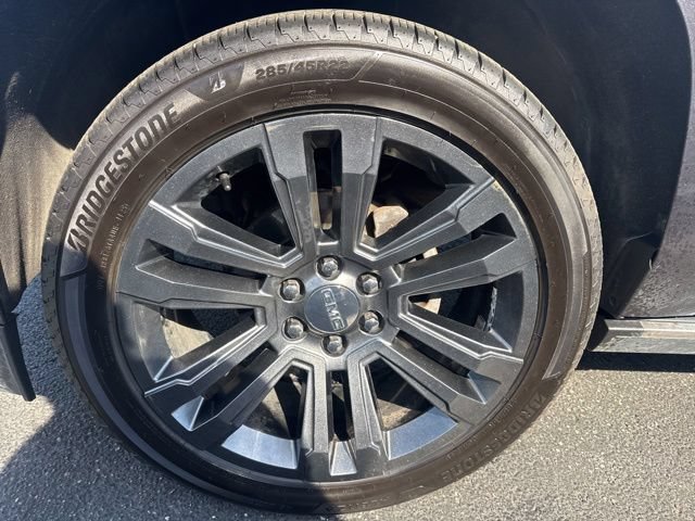 Used 2018 GMC Yukon Denali w/ Denali Ultimate Package AWD/4WD image 34