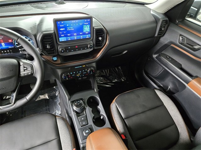 Used 2024 Ford Bronco Sport Outer Banks w/ Tech Package image 17